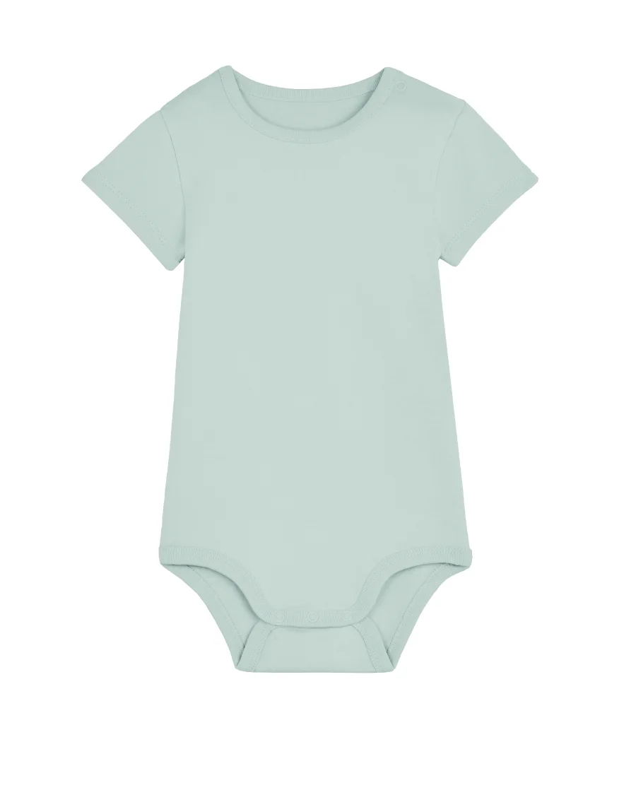Le body bébé en bleu caraïbes, avec une licorne d'Alma brodée ou en transfert DTF